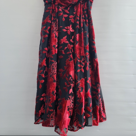 Anthropologie Hutch Mabel Red Black Floral Velvet Jumpsuit Size XL Wide Leg - Picture 5 of 14